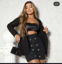 Carregar imagem no visualizador da galeria, Conjunto de Saia e top de couro falso sem bojo
