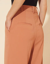 Carregar imagem no visualizador da galeria, Calça Alfaiataria alto padrão
